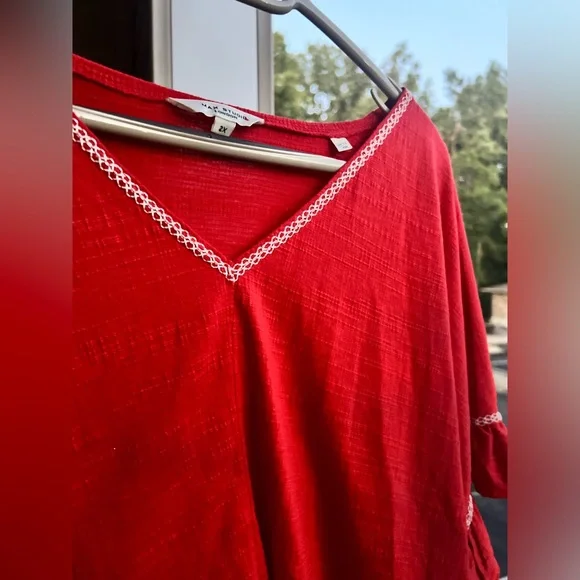 🆕 Max Studio Red V-Neck Crinkle Blouse 2X Embroidered Trim, Flutter Sleeves NWOT - Picture 9 of 13